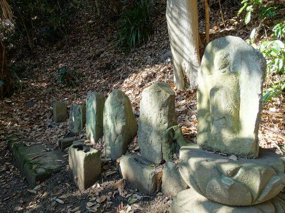 吾妻山公園 神明神社 石碑