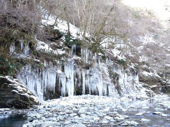 三十槌の氷柱
