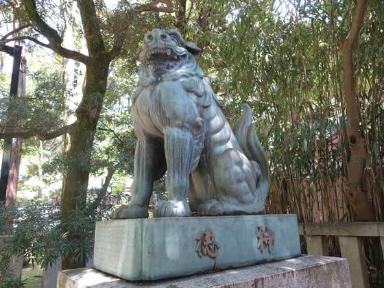 青銅の狛犬 平塚八幡宮