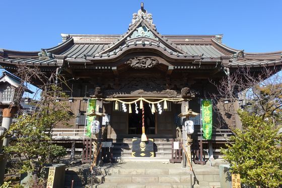 春日神社 社殿