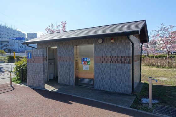 鮫洲入江広場 トイレ