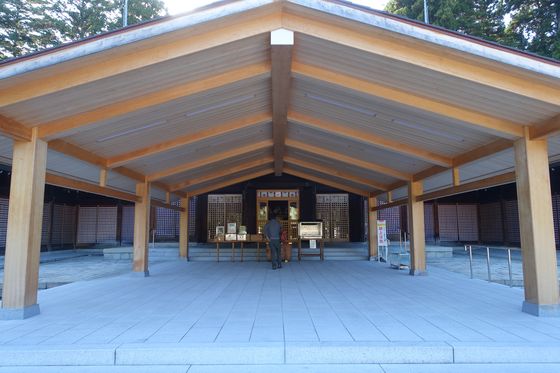 石川護国神社 拝殿