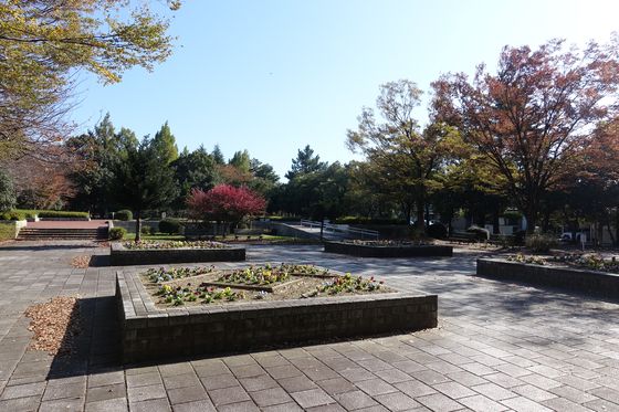 犀川緑地 記念広場