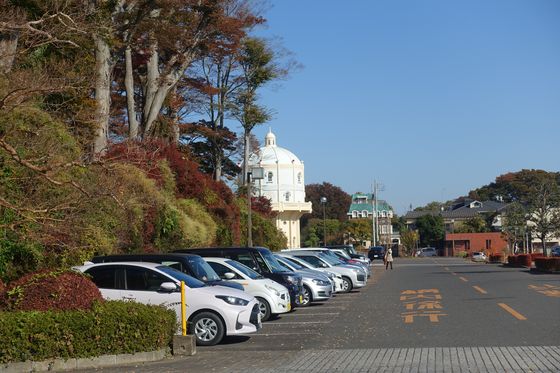 茨城県三の丸庁舎 駐車場